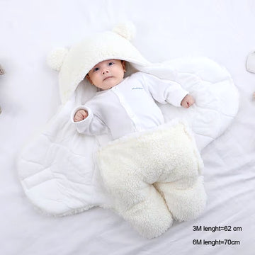 Winter Newborn Male and Female Babies Sleep in Coral Plush Embracing Clothes 3M-6M